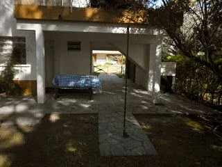 Casa \"Inca Atahualpa\" - Estilo Europeo - Gran Parque arbolado iluminado - A 2 cuadras de la playa - Casa/Chalet en Villa Gesell