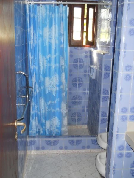 3 Ambientes - Cochera semicubierta - Ubicado a 50mts de la bajada nautica de Valeria del Mar - Casa/Chalet en Valeria del Mar