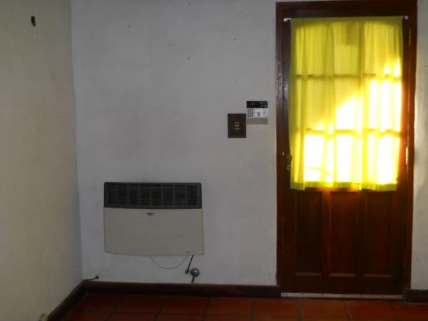 4 ambientes - Con cochera semicubierta - Ubicado a 50mts de la bajada nautica de Valeria del Mar - Casa/Chalet en Valeria del Mar