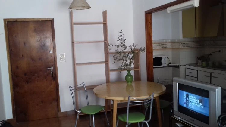 2 Ambientes - En Pleno Centro - Ubicado a 1 cuadra del mar - Departamento en San Bernardo