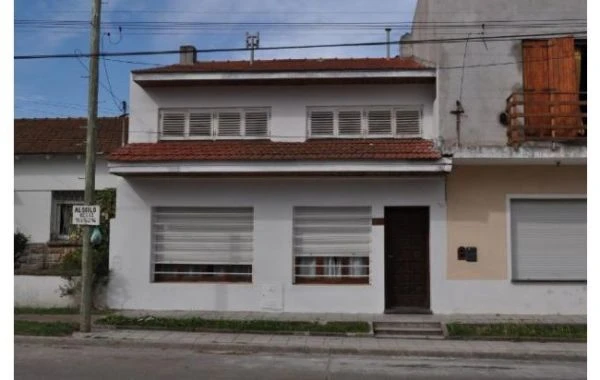 Hermosa Casa - Cómoda - Amplia - Ideal para 2 Familias - Casa/Chalet en Necochea