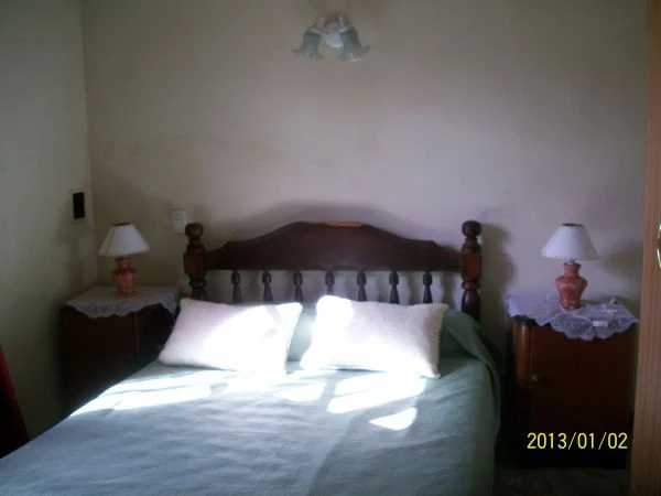 Hermosa Cabaña - Excelente ubicación - Para disfrutar de la tranquilidad - A 6 cuadras del Mar. - Cabaña en Quequén