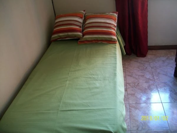 Hermosa Cabaña - Excelente ubicación - Para disfrutar de la tranquilidad - A 6 cuadras del Mar. - Cabaña en Quequén