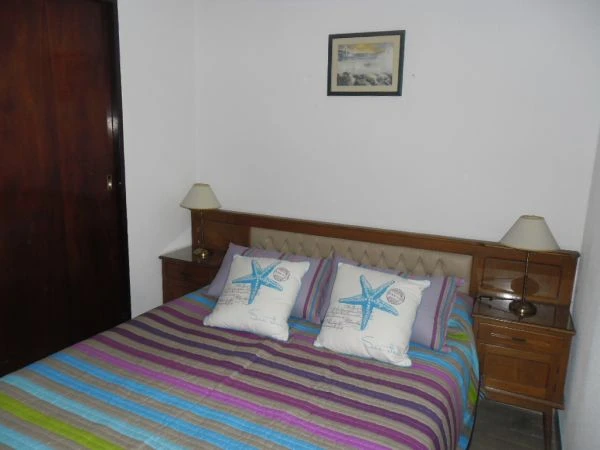 3 Amplios Ambientes - Entrada de auto - Ubicado a la altura del Balneario Nuevo Olimpo - A 180mts del mar. - Dúplex/Tríplex en La Lucila del Mar