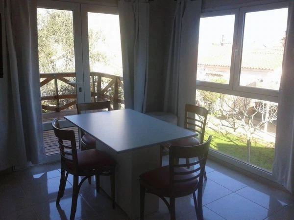 En Complejo Altos de Ajó - Un estilo Diferente en Mar de Ajó. - A 4 cuadras del Mar y a 4 cuadras de la Peatonal. - Departamento en Mar de Ajó