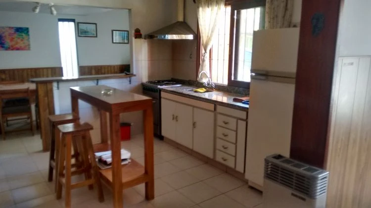 4 Ambientes - A metros del mar - Ubicado a 150mts del balneario Puerto Ostende - Casa/Chalet en Ostende