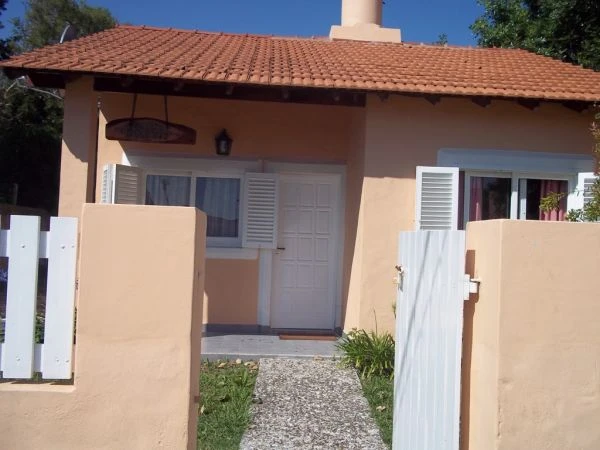 \"Puerto Deseado\" - Hermoso Chalet. - A 4 cuadras del Mar. - Casa/Chalet en Mar del Sur