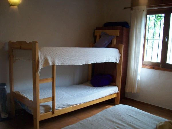 Chalet Mar y Campo - Totalmente cercado - Ubicado a 4 cuadras del Mar - A 2 de la calle principal y comercial. - Casa/Chalet en Mar de Cobo