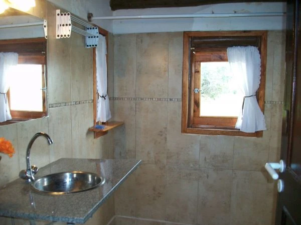 El Cabañon - Ubicado a 7 cuadras del Mar - Sobre colectora de Ruta 11 - Cabaña en Mar de Cobo