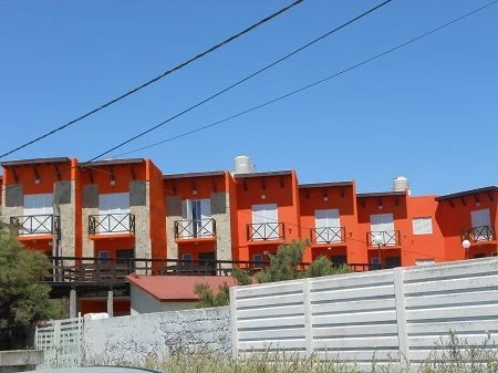 Complejo Lucas - Frente al Mar - Ubicado a 9 cuadras de la peatonal - A 3 del microcentro del barrio El Silvio - Departamento en Mar de Ajó