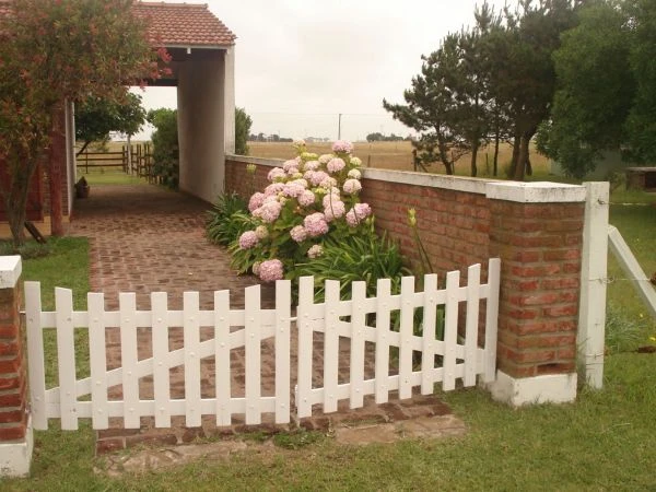 La Arcadía - Hermosa Casa - Un lugar para el Descanso y el Relax - A 4 cuadras del Mar - Fondo Libre con Árboles y Plantas - Casa/Chalet en Mar del Sur