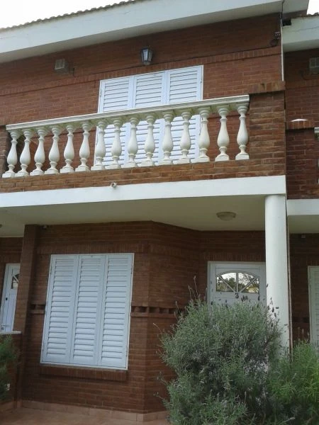 3 Ambientes con Balcon al Frente - Cochera Descubierta - Ubicado a 1 Cuadra del Mar - A 1 Cuadra del Centro - Dúplex/Tríplex en Aguas Verdes