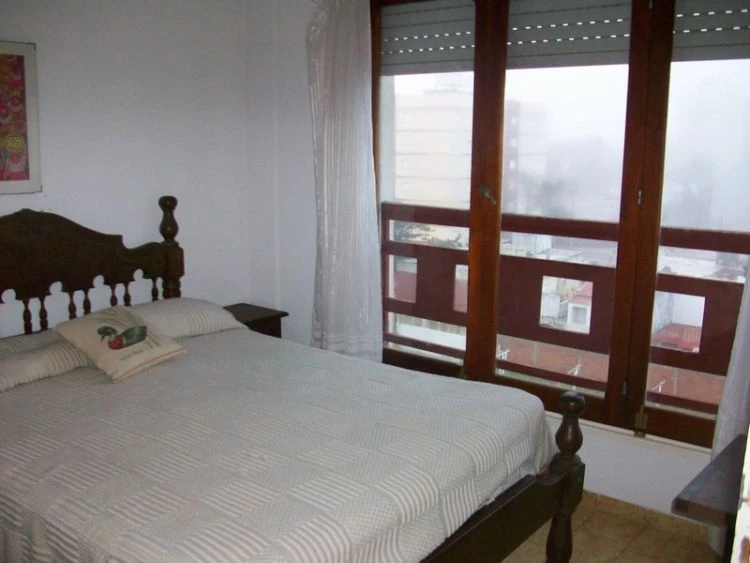 Ocho postales con vista al mar, ideal para dos matrimonios - A 50 mts del mar y a pasitos de la peatonal - Departamento en San Bernardo