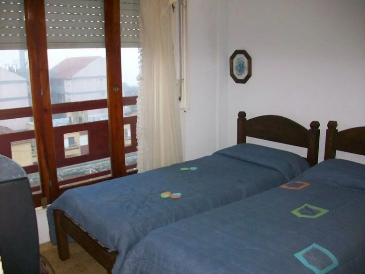 Ocho postales con vista al mar, ideal para dos matrimonios - A 50 mts del mar y a pasitos de la peatonal - Departamento en San Bernardo