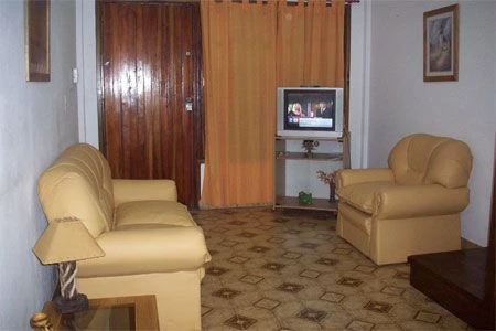 Amplio Dúplex para 8 personas Zona Residencial - A cuatro cuadras de Av. San Bernardo, a 2 de Chiozza y a 3 de la playa - Dúplex/Tríplex en San Bernardo