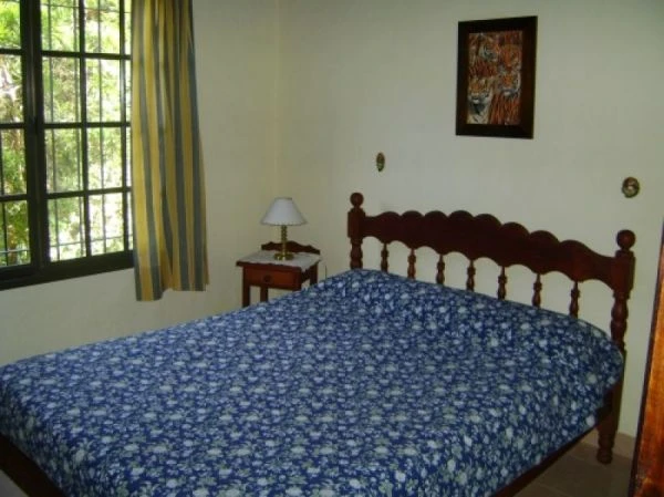Amplio Parque - Máximo Confort - Ubicado a 5 cuadras del Mar. - Casa/Chalet en Valeria del Mar