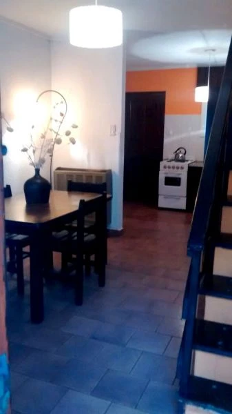 Excelente Duplex - Ubicado sobre asfalto a 2 cuadras del mar y 4 cuadras del centro. - Dúplex/Tríplex en San Clemente