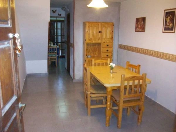 Hermoso Tríplex - Ideal para dos matrimonios - A 4 cuadras del Mar. - Dúplex/Tríplex en Costa Azul