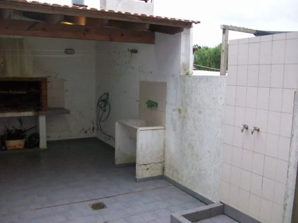 Hermoso Tríplex - Ideal para dos matrimonios - A 4 cuadras del Mar. - Dúplex/Tríplex en Costa Azul