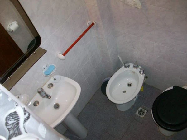 Hermoso Tríplex - Ideal para dos matrimonios - A 4 cuadras del Mar. - Dúplex/Tríplex en Costa Azul
