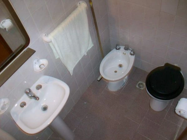 Hermoso Tríplex - Ideal para dos matrimonios - A 4 cuadras del Mar. - Dúplex/Tríplex en Costa Azul