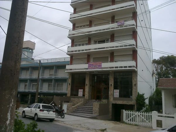 Edificio Del Museo - Hermosos Departamentos con Vista al Mar - Con Cochera - A 40 metros de la Playa y a 50 metros de la Peatonal - Pleno Centro  - Departamento en San Clemente
