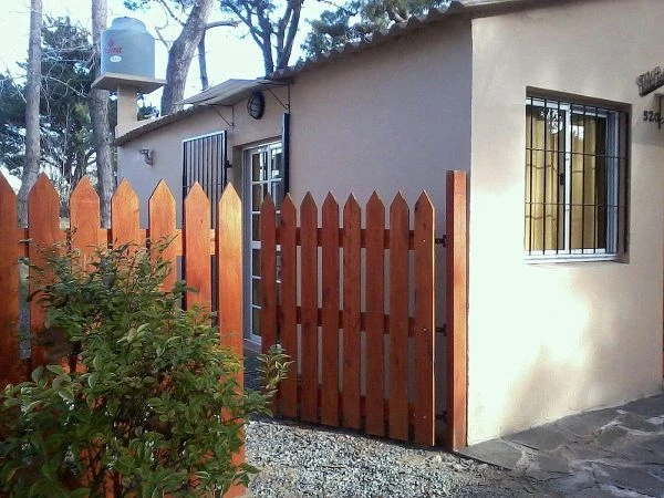 3 Ambientes - Inmejorable ubicación - Ubicado a 3 cuadras del Mar y a 6 Cuadras del Centro - Casa/Chalet en La Lucila del Mar