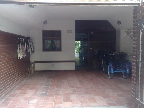 Hermosa Casa - Ideal Familias - Ubicado a 4 cuadras del mar y 12 cuadras de la Av San Bernardo y Chiozza. - Casa/Chalet en San Bernardo