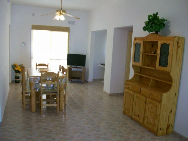 Chalet Ideal para dos matrimonios - Cómoda y Funcional - Paz y tranquilidad - Espacio al aire libre - Casa/Chalet en Costa Azul