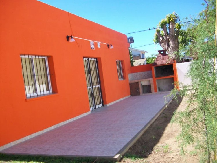Chalet Ideal para dos matrimonios - Cómoda y Funcional - Paz y tranquilidad - Espacio al aire libre - Casa/Chalet en Costa Azul