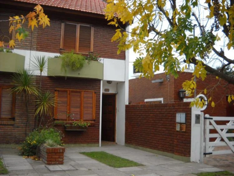 Amplio Dúplex - Máximo Confort - Ubicado a 3 cuadras del Mar - Dúplex/Tríplex en La Lucila del Mar