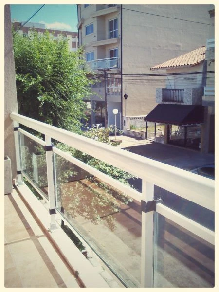 Fenomenal Departamento - 3 ambientes - Amplio - Gran confort - En Pleno Centro de Mar de Ajó - Zona Peatonal - A 1 Cuadra del Mar, del Casino y locales comerciales - Departamento en Mar de Ajó