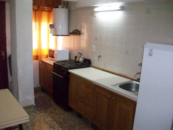 Hermoso Departamento - 2 ambientes - A la Calle - Gran Confort. - A 3 cuadras del Mar y a 3 del Centro Comercial. - Departamento en La Lucila del Mar