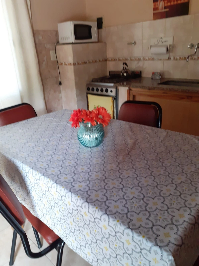 2 Ambientes - Excelente Ubicación - Ubicado a 6 cuadras del Mar y 5 de Coto. - Departamento en Mar de Ajó