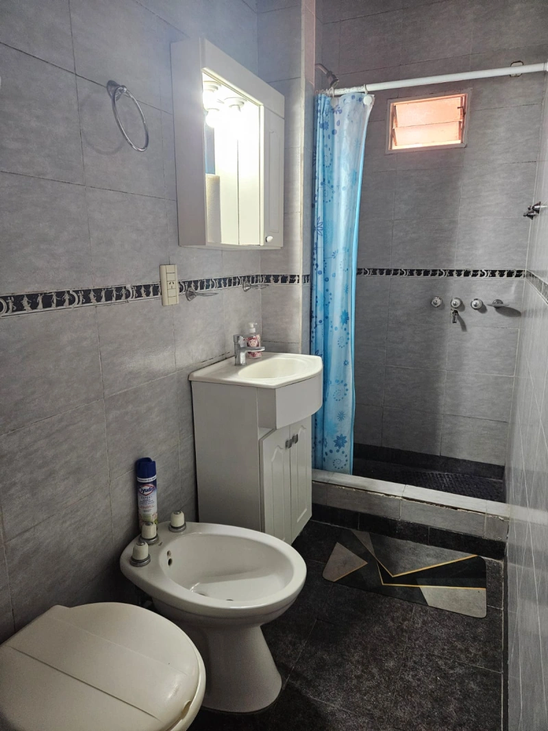 2 Ambientes - Excelente Ubicación - Ubicado a 6 cuadras del Mar y 5 de Coto. - Departamento en Mar de Ajó