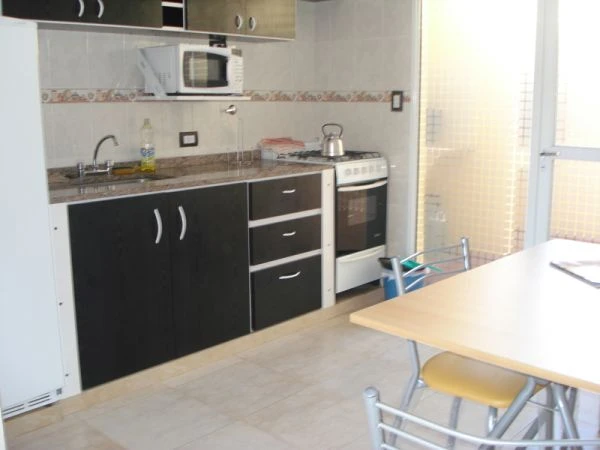 3 ambientes en Complejo - Zona tranquila y segura para familias - A 8 cuadras del mar y 6 del centro - Dúplex/Tríplex en Mar de Ajó