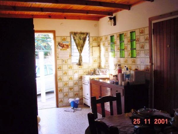 3 Ambientes - Entrada de Auto Techada - A 2 cuadras de la playa - Casa/Chalet en Aguas Verdes
