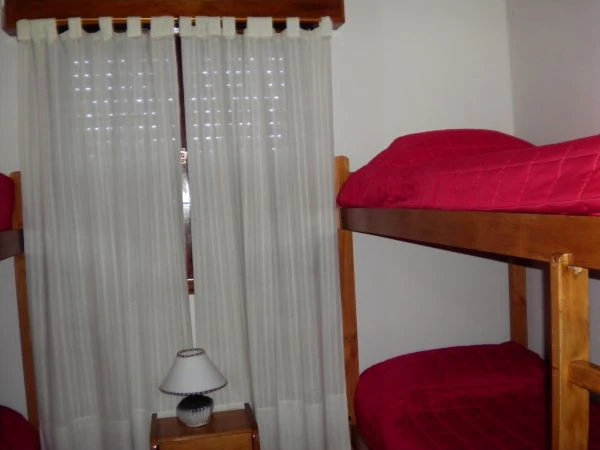 Amplio y comodo duplex. - A dos cuadras del mar. - Dúplex/Tríplex en Costa Azul