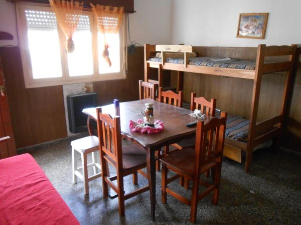 Chalet Antiguo - Totalmente equipado - Casa/Chalet en Mar de Ajó