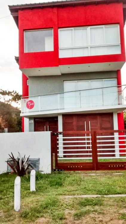 HERMOSA CASA FRENTE AL MAR - Hermosa casa de diseño frente y con vista al mar. - Dúplex/Tríplex en Nueva Atlantis