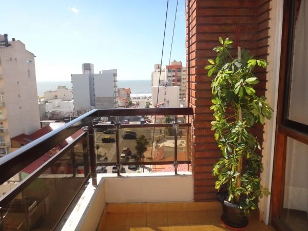 Exclusivo Semipiso de 2 ambientes - Ubicado en la Perla - A una 1 1/2 cuadra de la playa - Departamento en Mar del Plata