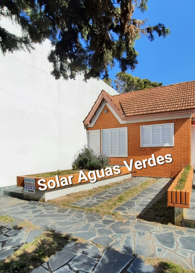 Solar Aguas Verdes - 3 ambientes - Entrada de Auto - Ubicado a 1 cuadra del mar y a 1 cuadra de Av. Principal - Casa/Chalet en Aguas Verdes