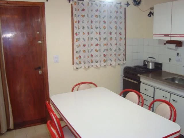 Duplex - Totalmente Equipado - Zona Residencial - Frente al Mar y al Balneario Mediterraneo - Dúplex/Tríplex en La Lucila del Mar
