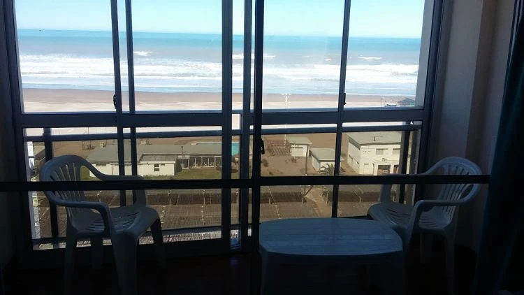 Departamento Frente al Mar excelente ubicación un dormitorio - A media cuadra del Complejo Casino y a 3 cuadras de la peatonal - Departamento en Necochea