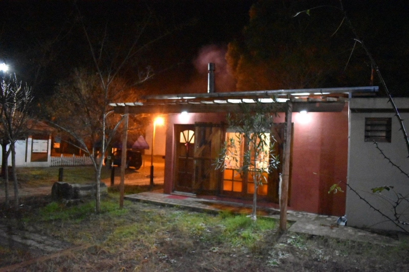 NISSEN HUT - 3 ambientes a dos cuadras del mar - Casa/Chalet en Aguas Verdes