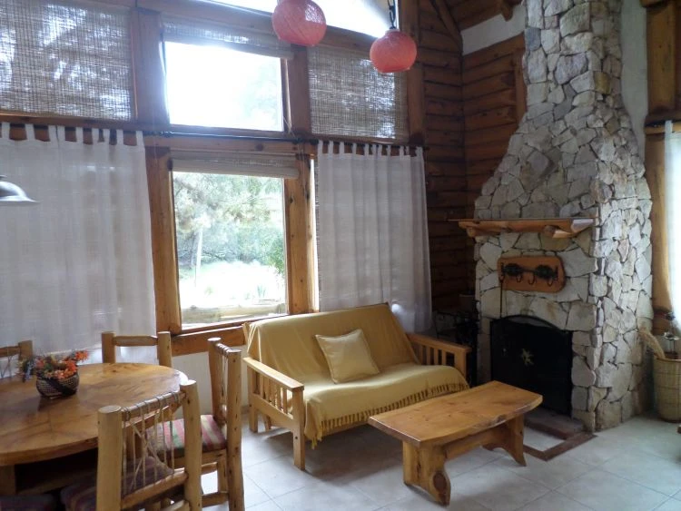 Samayhuasi II, una auténtica cabaña en el bosque para descansar - A 100mts de la playa y 300mts del centro comercial - Cabaña en Mar de las Pampas
