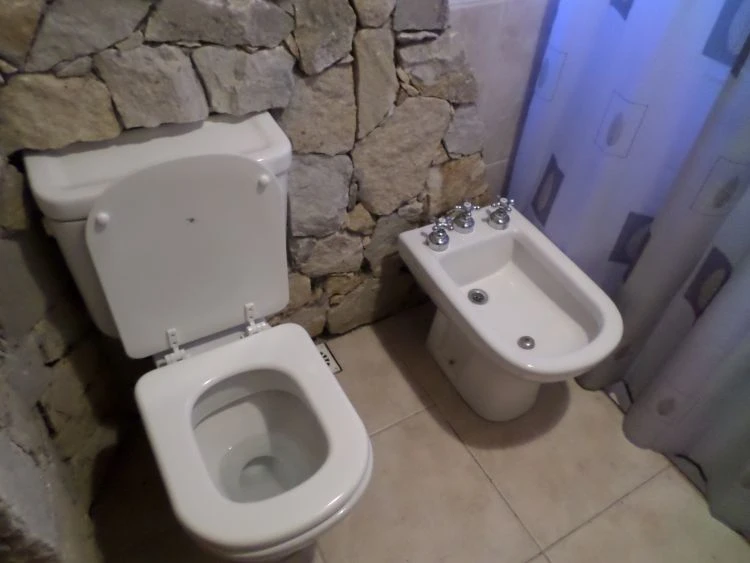 Samayhuasi II, una auténtica cabaña en el bosque para descansar - A 100mts de la playa y 300mts del centro comercial - Cabaña en Mar de las Pampas