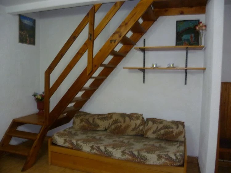 Excelente ubicación - A 3 cuadras de Chiozza, a 4 de la playa y a 2 de Av. San Bernardo - Dúplex/Tríplex en San Bernardo