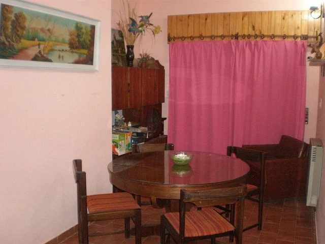 Horamel - Hermoso Chalet en el bosque - A 2 cuadras del Mar y a 1 cuadra del Centro Comercial - Casa/Chalet en Costa del Este