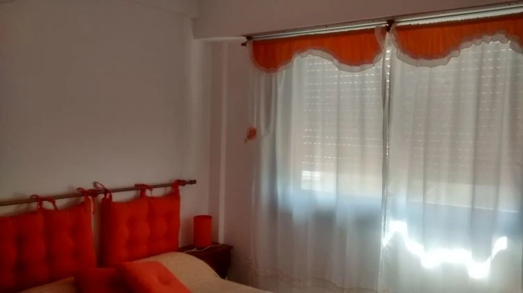 2 ambientes - Sobre Peatonal - A 1 cuadra de la playa - A 2 de Av. San Bernardo - Departamento en San Bernardo